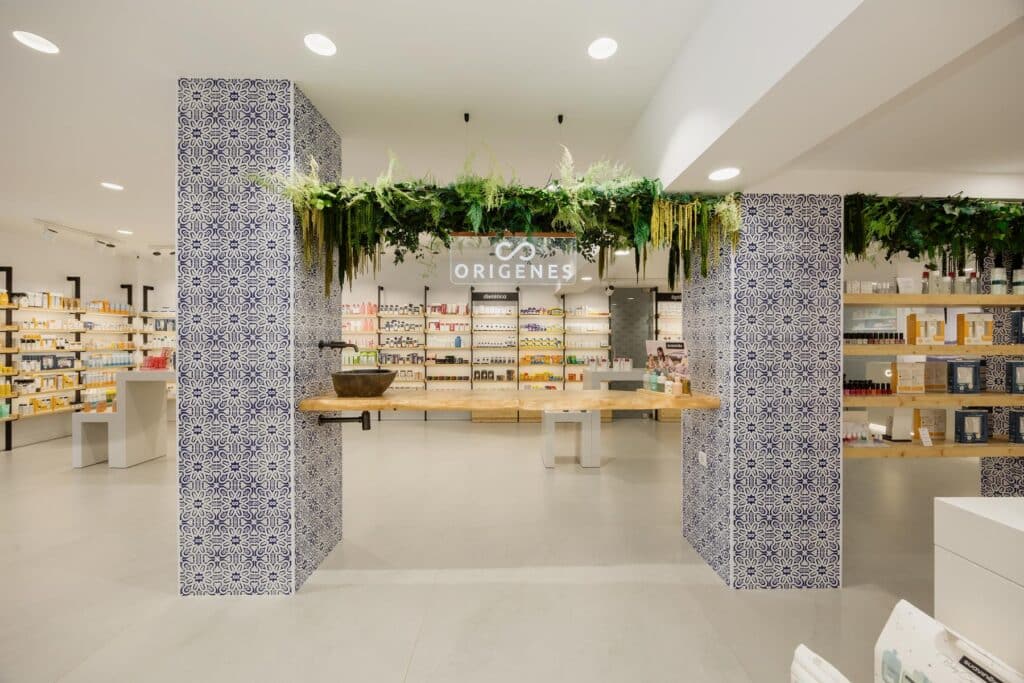 diseño farmacia origenes andalucia malaga reforma